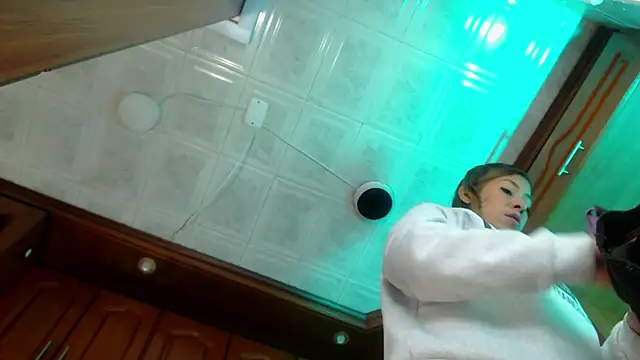 LaureenHills online show from 03.06.25