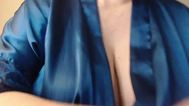 missdaniels online show from 03.11.25