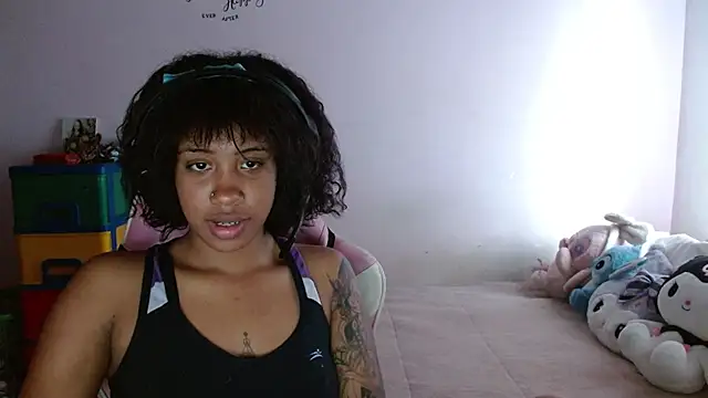 Snapshot of TiffanyRoouse chatting on 10.15.25 TiffanyRoouse online show from 10.15.25