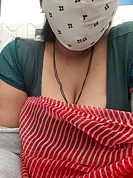 Snapshot of Archna-ji chatting on 02.25.25 Archna-ji online show from 02.25.25