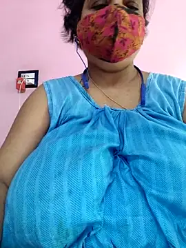 Snapshot of Kayra_34 chatting on 04.27.26 Kayra 34 online show from 04.27.26