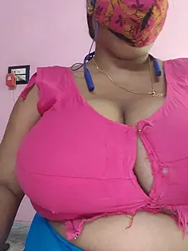 Snapshot of Kayra_34 chatting on 05.22.26 Kayra 34 online show from 05.22.26