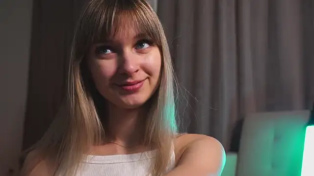 hereandnows  online show from 01.12.25