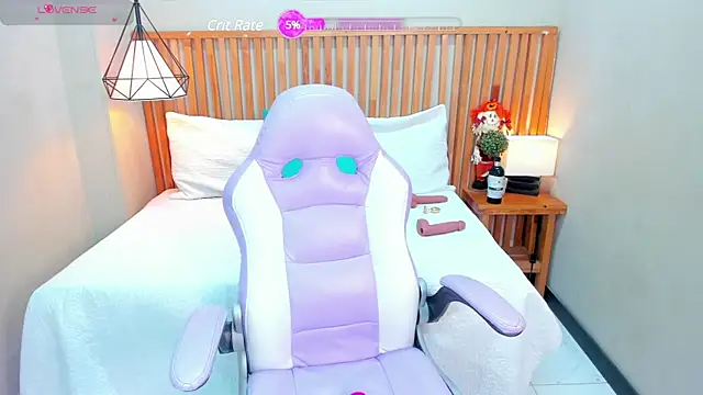 Ginger Winn online show from 03.12.25