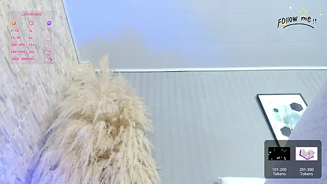 Lena helleen online show from 02.16.25