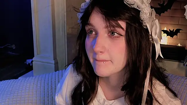 ELLIEJAY online show from 10.28.25