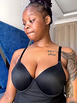 SexxyLunar online show from 01.10.26