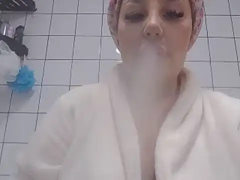 magical mia online show from 02.28.25