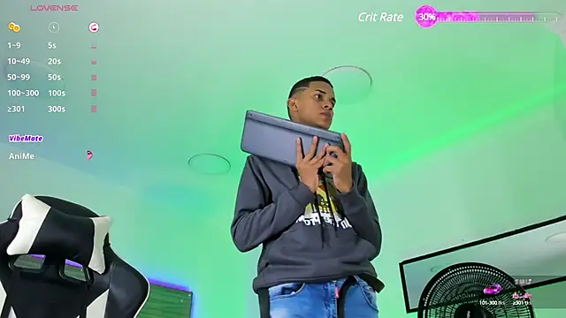 Snapshot of dilan_alfonzo chatting on 12.20.24 dilan alfonzo online show from 12.20.24