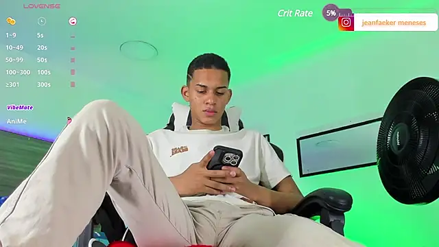 Snapshot of dilan_alfonzo chatting on 12.21.24 dilan alfonzo online show from 12.21.24