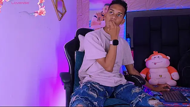 Snapshot of dilan_alfonzo chatting on 06.16.26 dilan alfonzo online show from 06.16.26