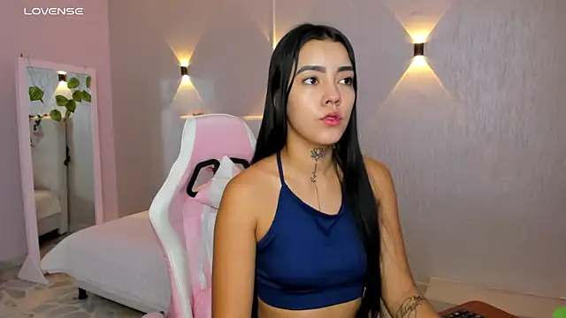 miagomezweb1 online show from 03.06.25