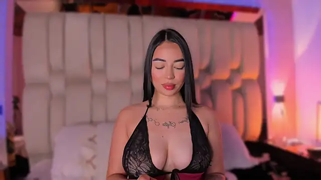 AnthonellaSweet online show from 10.23.25