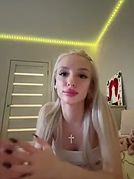 AleksaBlonde online show from 12.20.24