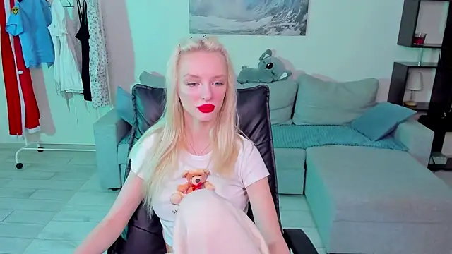 AleksaBlonde online show from 01.16.25