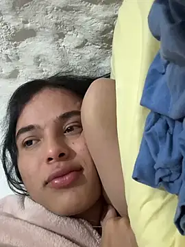 Snapshot of Samys_World chatting on 02.25.25 Samys World online show from 02.25.25