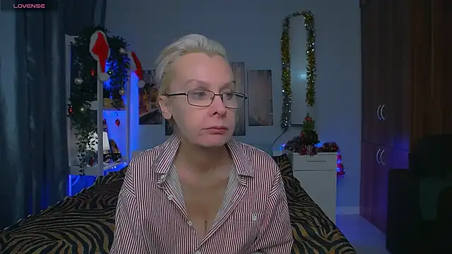 HelgaHimmell online show from 01.05.25