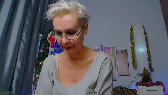 HelgaHimmell online show from 01.13.25