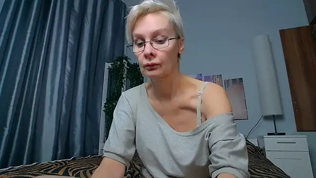 HelgaHimmell online show from 02.03.25