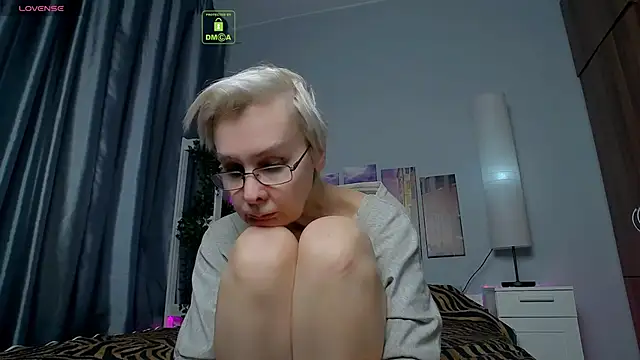 HelgaHimmell online show from 02.06.25