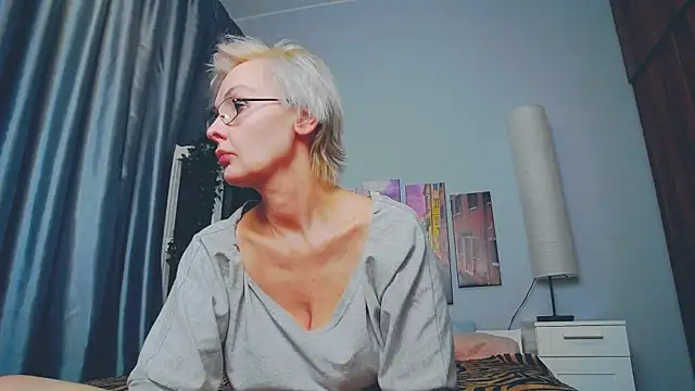 HelgaHimmell online show from 03.12.25