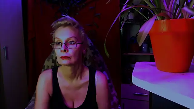 HelgaHimmell online show from 03.27.26