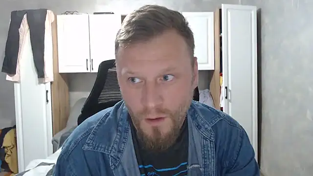 Snapshot of ANGELALEXYNO2024 chatting on 10.21.25 ANGELALEXYNO2024 online show from 10.21.25