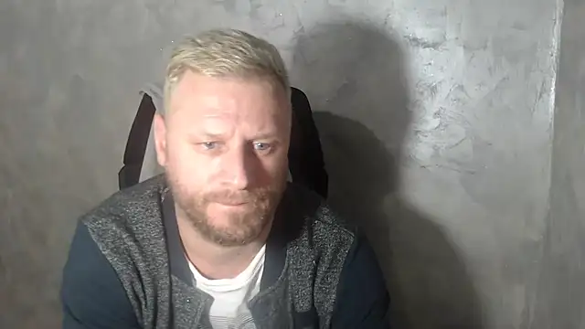 ANGELALEXYNO2024 online show from 12.17.25