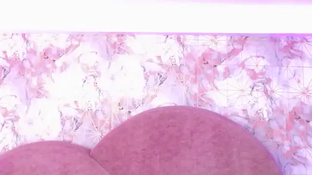 LexaDeRusso online show from 02.10.25