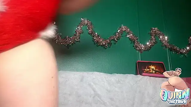 quinnmariexo online show from 12.22.25