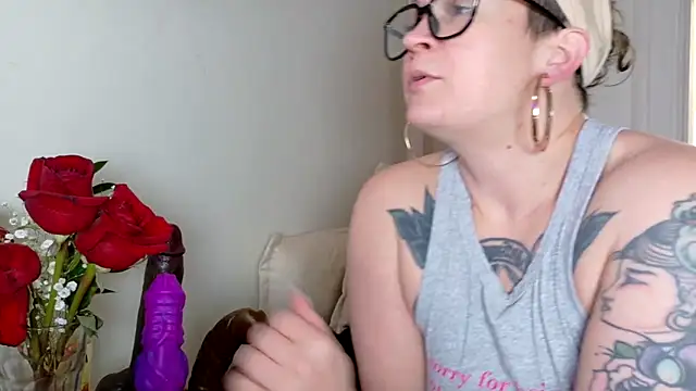 quinnmariexo online show from 02.24.26