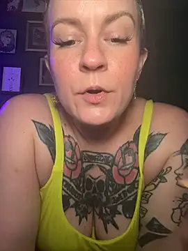 Snapshot of quinnmariexo chatting on 07.18.26 quinnmariexo online show from 07.18.26
