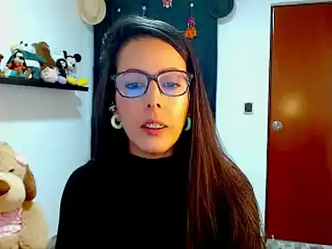 ella peck online show from 12.02.24