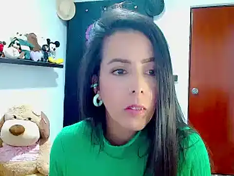 ella peck online show from 12.22.24