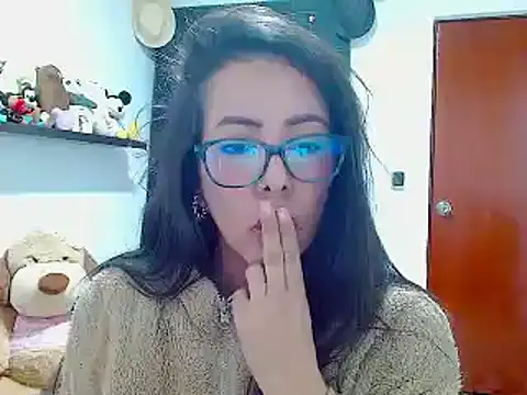 ella peck online show from 12.31.24