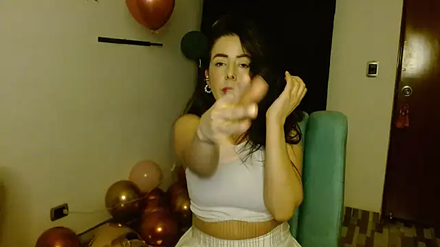 ella peck online show from 09.25.25