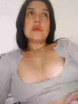 Sophie-hatter online show from 01.09.25