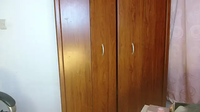 Sophie-hatter online show from 01.09.25