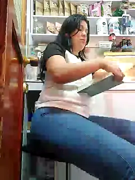 Sophie-hatter online show from 01.15.25