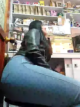 Sophie-hatter online show from 01.29.25