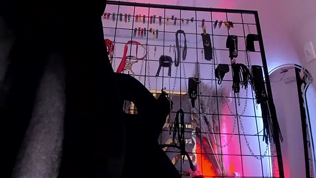 charrlotte quinn online show from 01.23.25