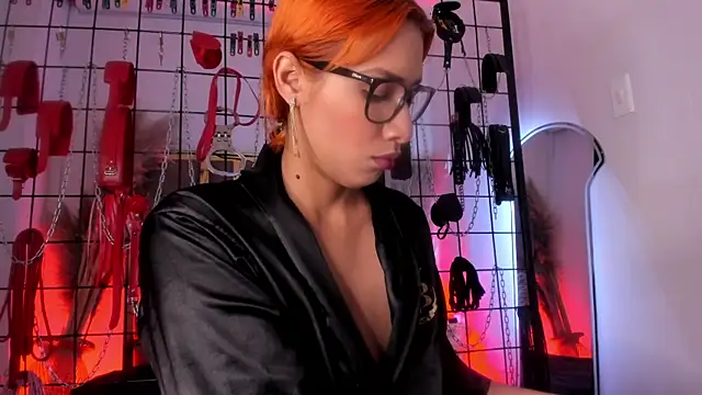 charrlotte quinn online show from 02.07.25