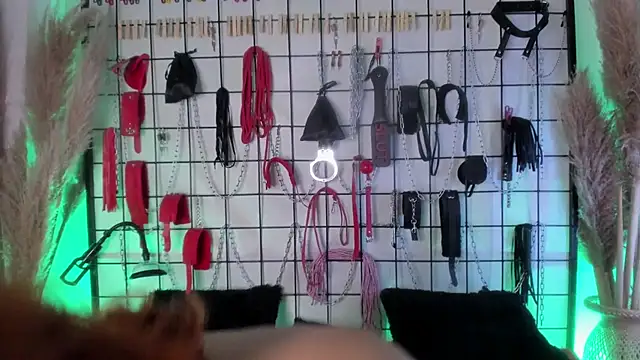 charrlotte quinn online show from 03.19.25