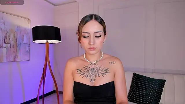 MollySundersX online show from 03.08.25