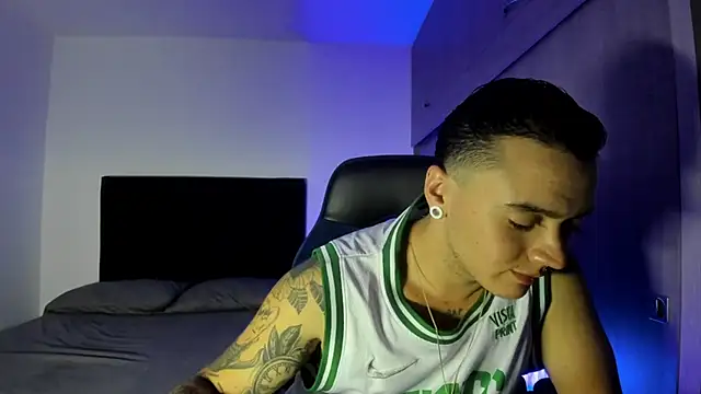 male pussy online show from 04.20.26