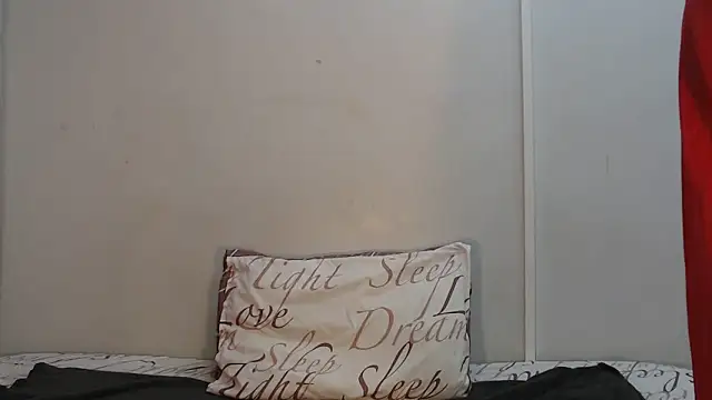 yummydoll97 online show from 12.18.25