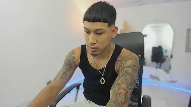 slim master12 online show from 01.16.26