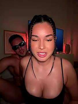 Snapshot of Lizhush_ chatting on 10.14.25 Lizhush online show from 10.14.25