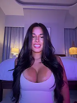 Snapshot of Lizhush_ chatting on 01.13.26 Lizhush online show from 01.13.26