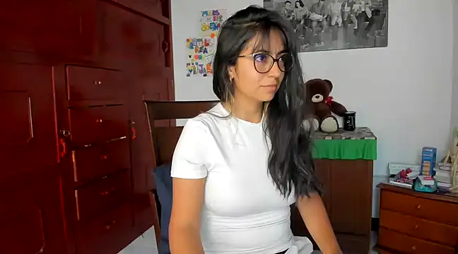 Isabellaa22 1 online show from 01.08.25